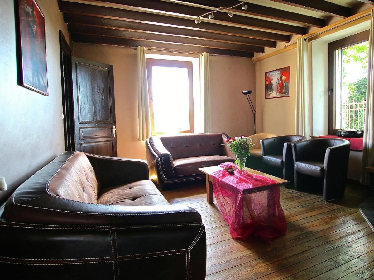 Holiday home Modern In Neufch Teau With Terrace *
